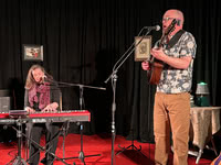 Rachel Walker and Aaron Jones at Bürgerhaus Bornheide in Hamburg, Germany, on 16 May 2025; photo Reinhard Zierke