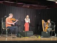 Charlie Stewart, Mischa Macpherson and Rebecca Hill at Bürgerhaus Bornheide in Hamburg, Germany, on 13 February 2026; photo Reinhard Zierke